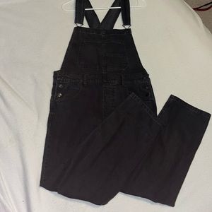 We The Free women’s medium overalls!